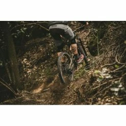 Goodyear Newton Enduro Tubeless Rear MTB Tyre Black 2.4" 29 -cykeldæk Eksport butik Goodyear Newton Enduro Tubeless Rear MTB Tyre Tyres Black GR 014 61 584 V004 R 0