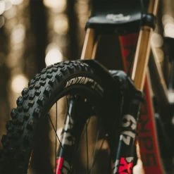 Goodyear Newton Trail Tubeless Front MTB Tyre Black 2.5" 27 -cykeldæk Eksport butik Goodyear Newton Trail Tubeless Front MTB Tyre Tyres Black GR 015 64 622 V002 R 3