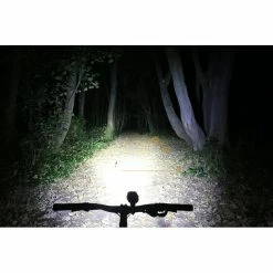 Cateye Volt 1700 Rc Forlygte (genopladelig, 1700 Lumen) 16 Cateye Volt 1700 Rc Forlygte (genopladelig, 1700 Lumen) -cykeldæk Eksport butik lights comparison 100564984 2